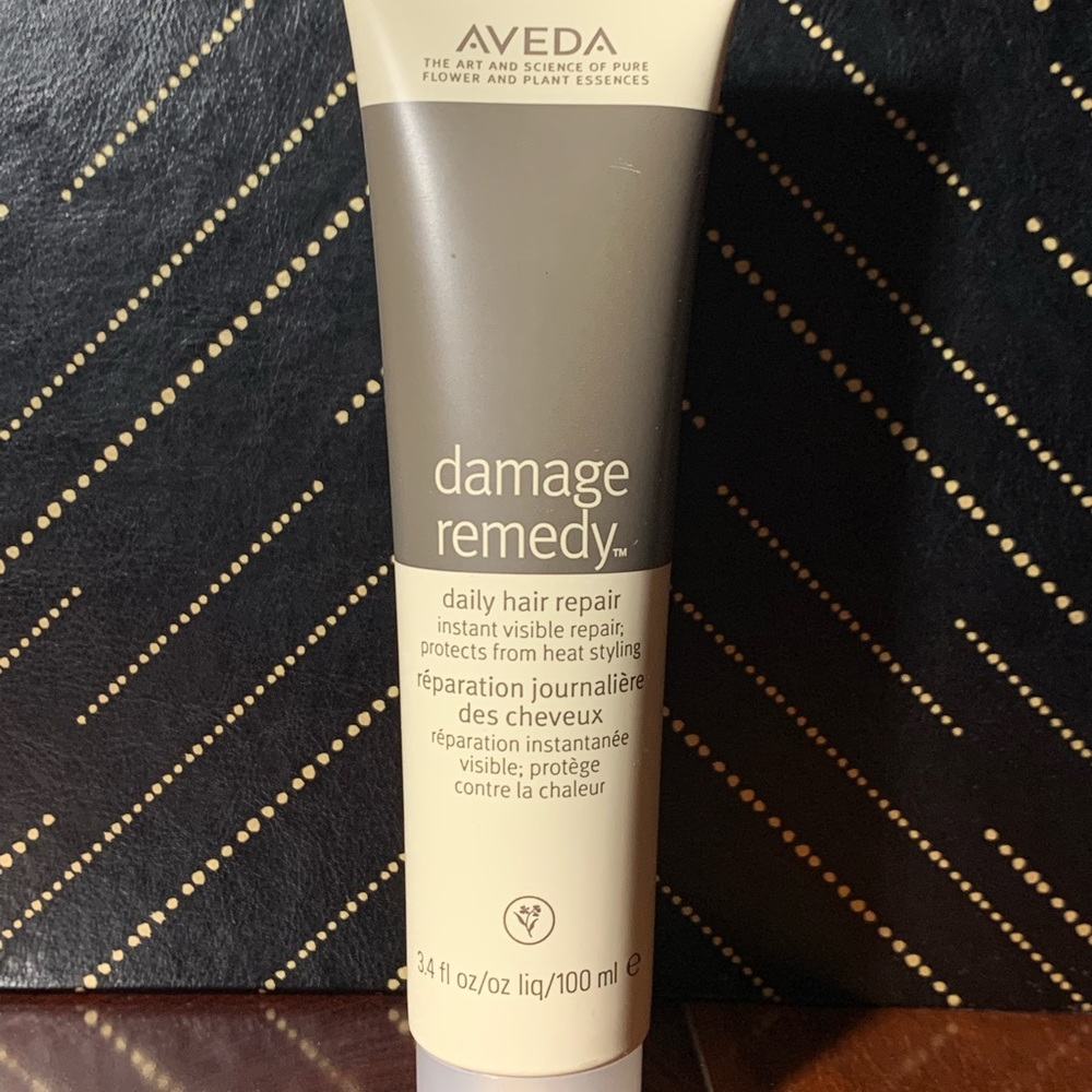 AVEDA Damage Remedy daily hair repair